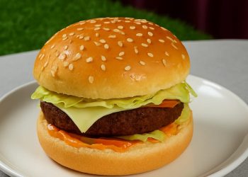 whatsapp image 2025 11 16 at 8.21.42 pm